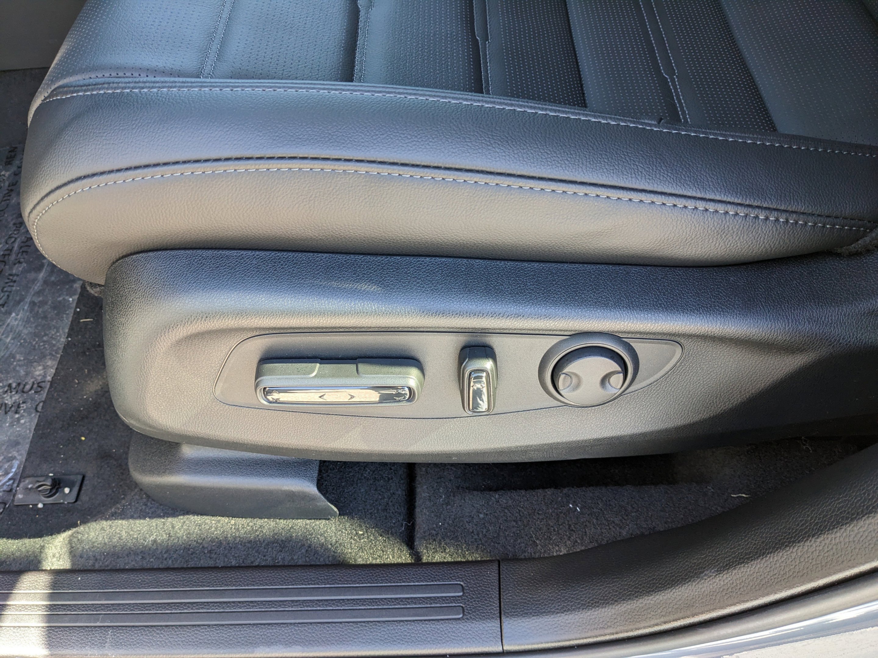 Used 2026 Urban Gray Honda EX-L image 16