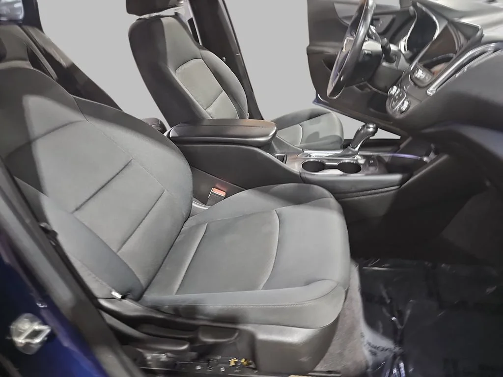 Used 2017 BLUE VELVET METALLIC Chevrolet LT image 13
