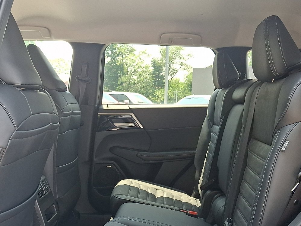2026 Mitsubishi Outlander SE - Photo 8