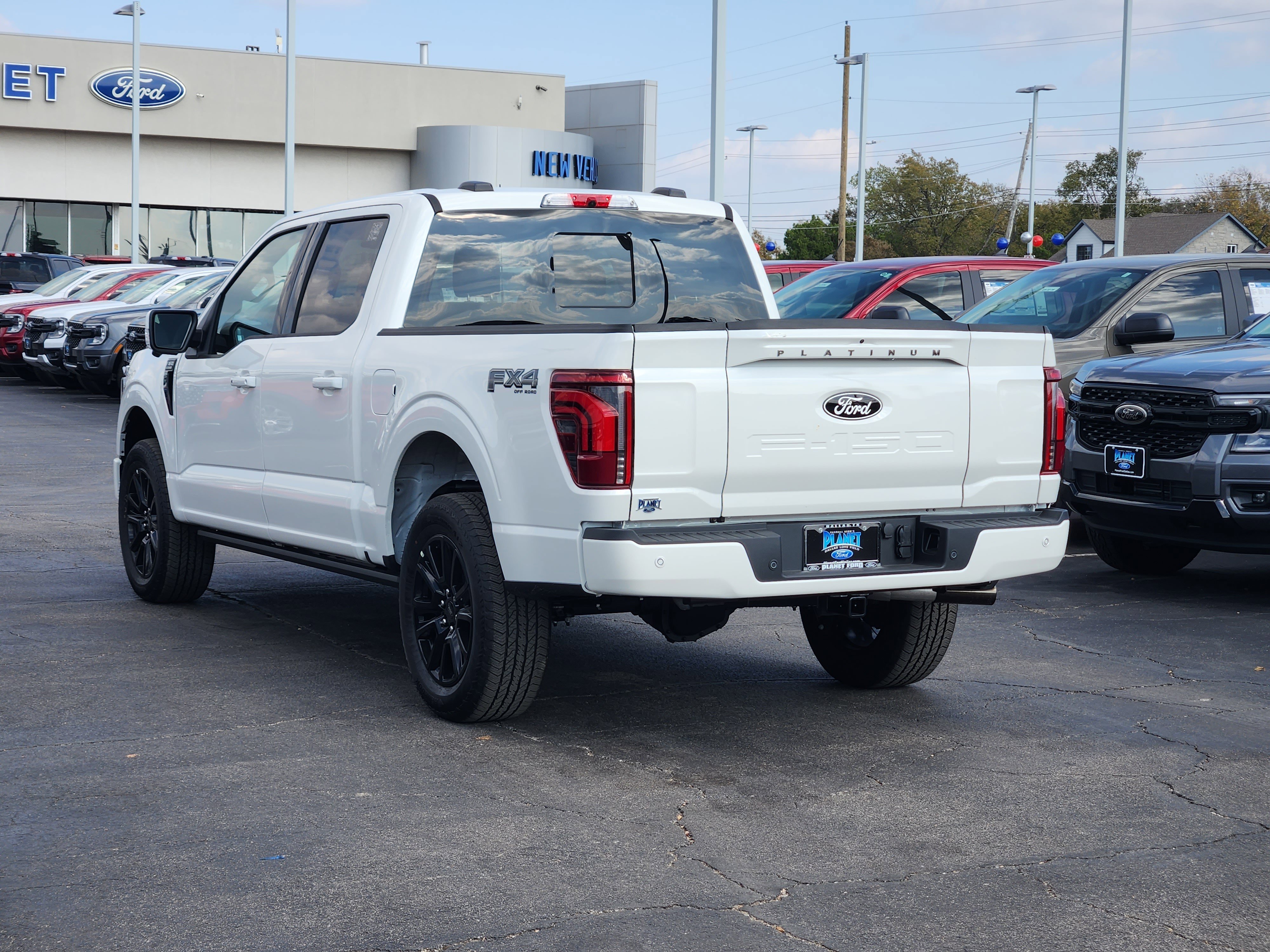 New 2025 Star White Metallic Tricoat Ford Platinum image 3