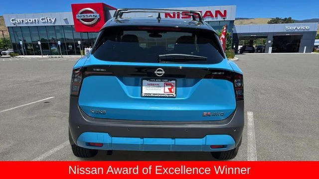 New 2026 Arctic Ice Blue Metallic / Super Black Two-tone Nissan SR image 4