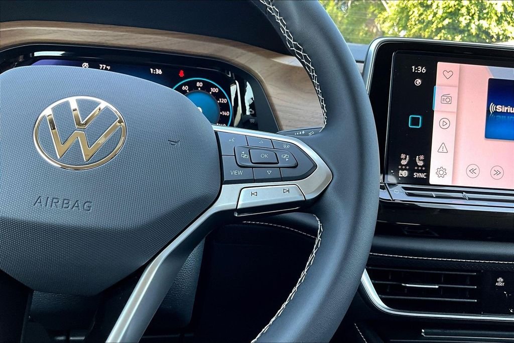 New 2026 Black Volkswagen 2.0T SE image 11
