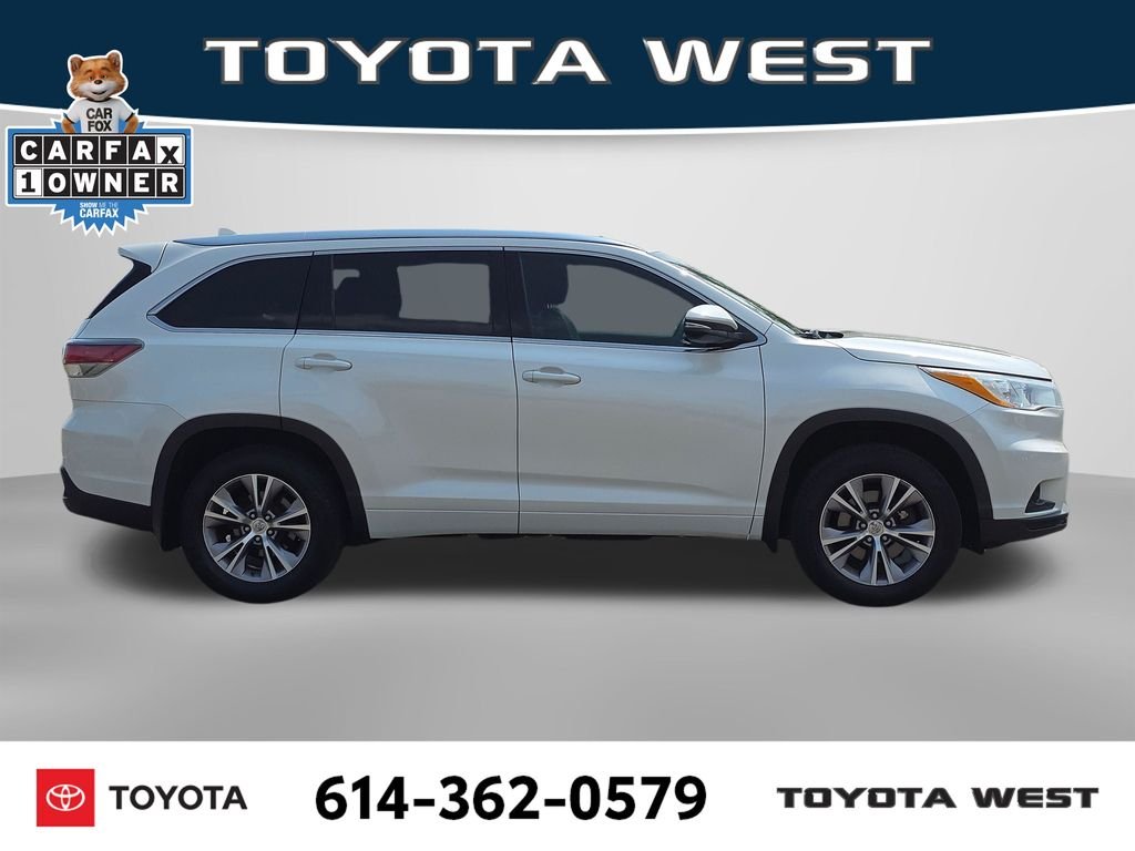 Used 2014 White Toyota XLE V6 image 5