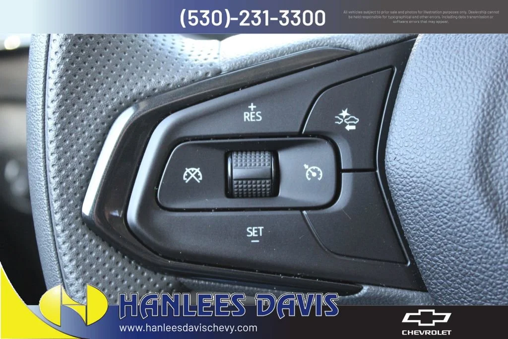 Used 2026 Marina Blue Metallic Chevrolet LT image 27