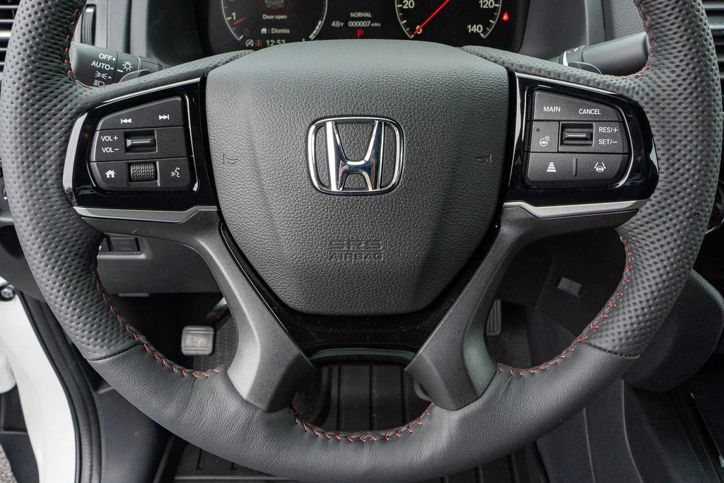 New 2026 Platinum White Pearl Honda Black Edition image 27