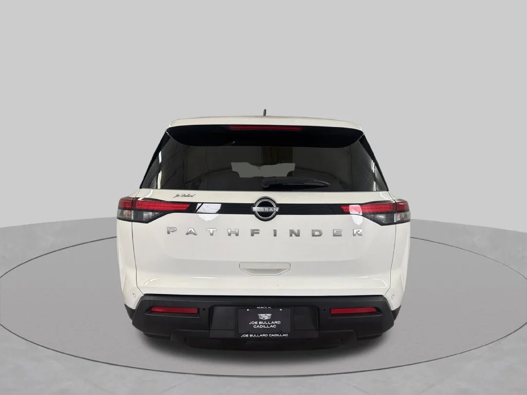 Used 2024 Glacier White Nissan S image 7