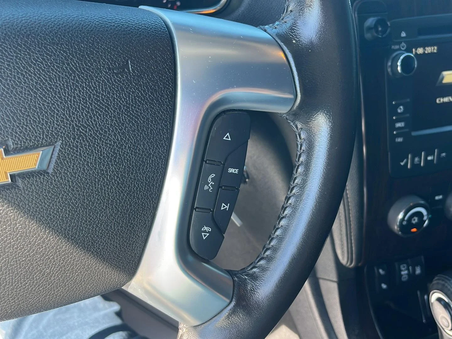 Used 2017 MOSAIC BLACK METALLIC Chevrolet LT image 12