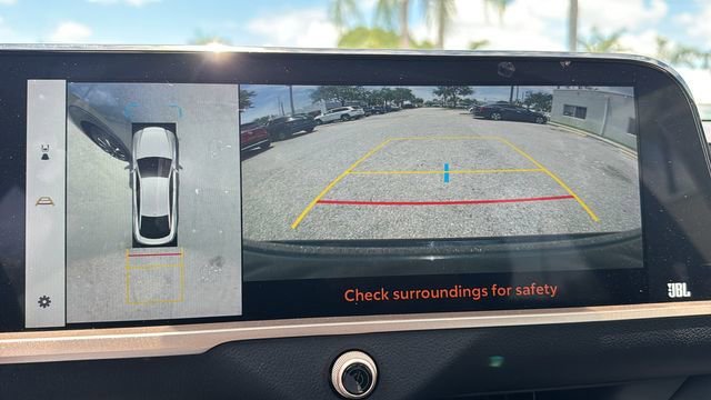 2023 Toyota Crown Platinum - Photo 13