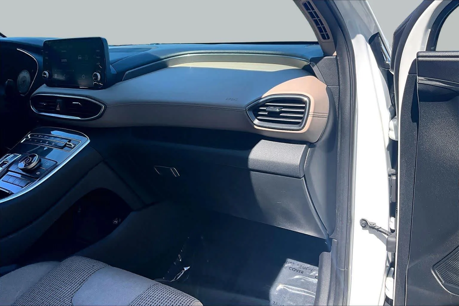 Used 2022 Quartz White Hyundai SEL image 19