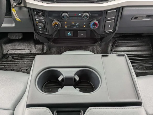 New 2026 Oxford White Ford F-250® XL image 19