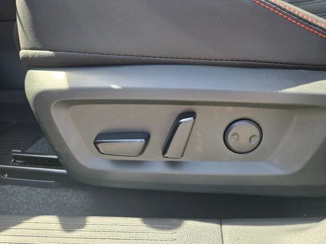 New 2026 Obsidian Green Pearl Nissan Rock Creek® image 9