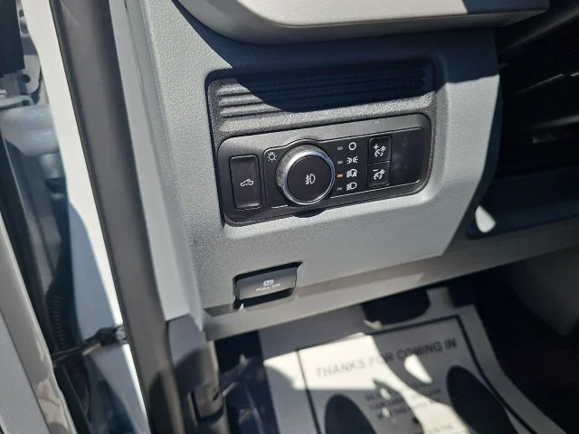 New 2026 Oxford White Ford F-250® XLT image 48
