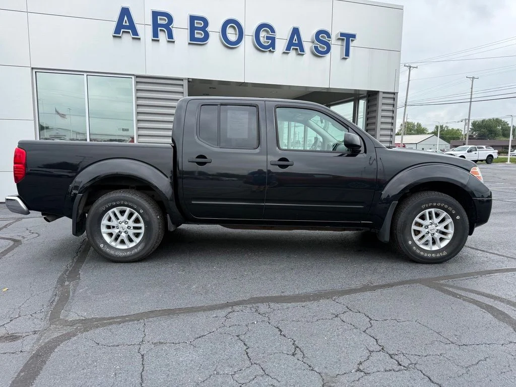 Used 2019 Black Nissan SV image 4