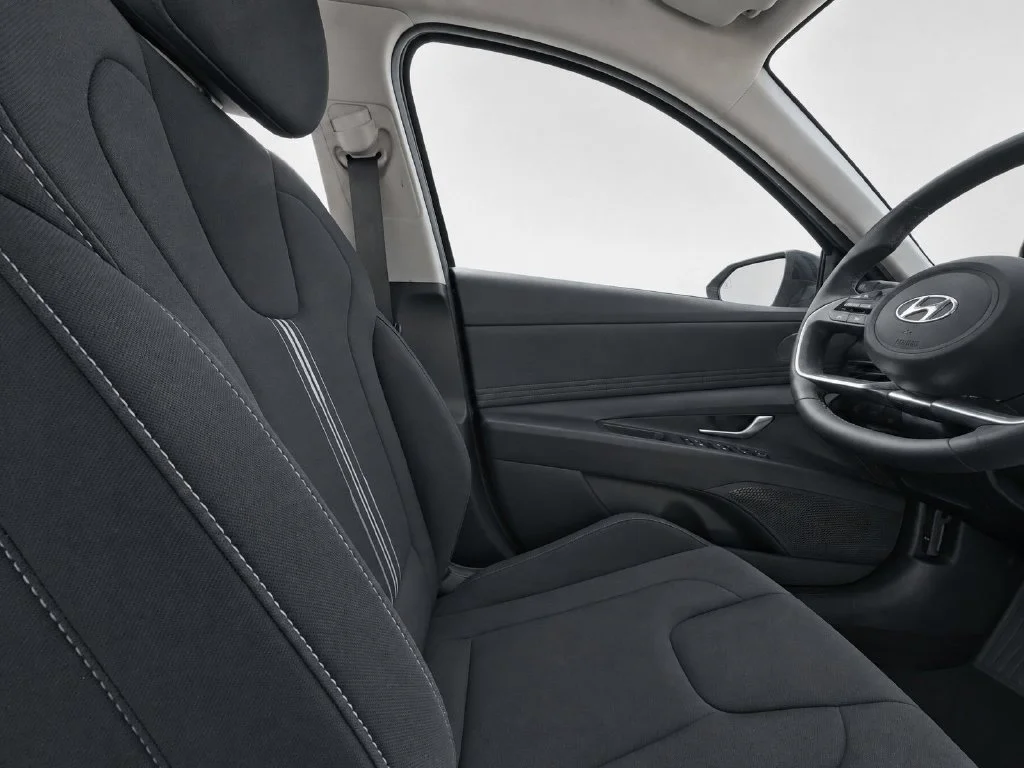 Used 2023 Black Hyundai SEL image 19