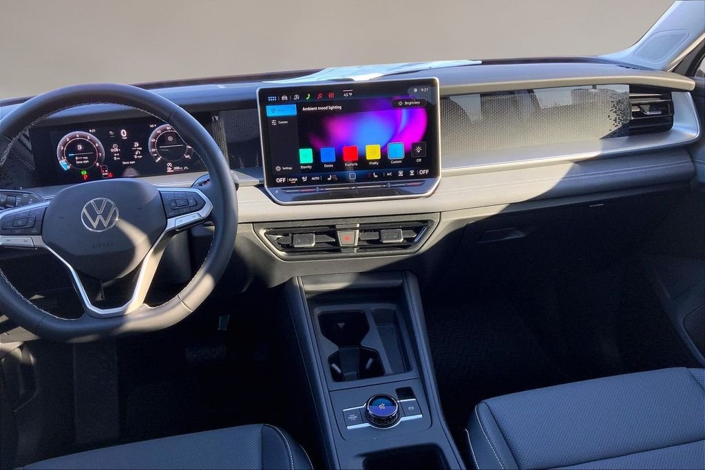 New 2026 Pure White Volkswagen 2.0T SE image 6