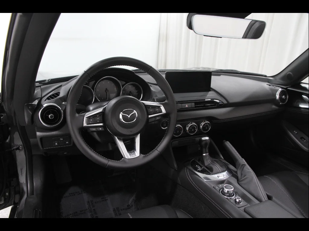 2025 Mazda MX-5 Miata Grand Touring - Photo 7