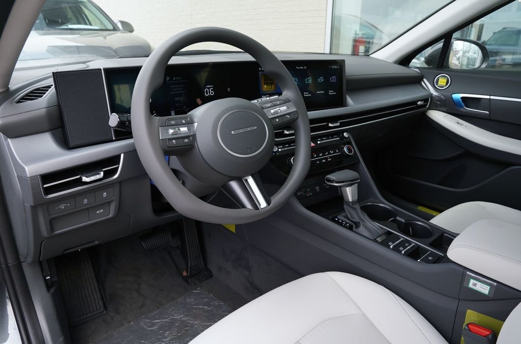 New 2026 Portofino Gray Hyundai SE image 34