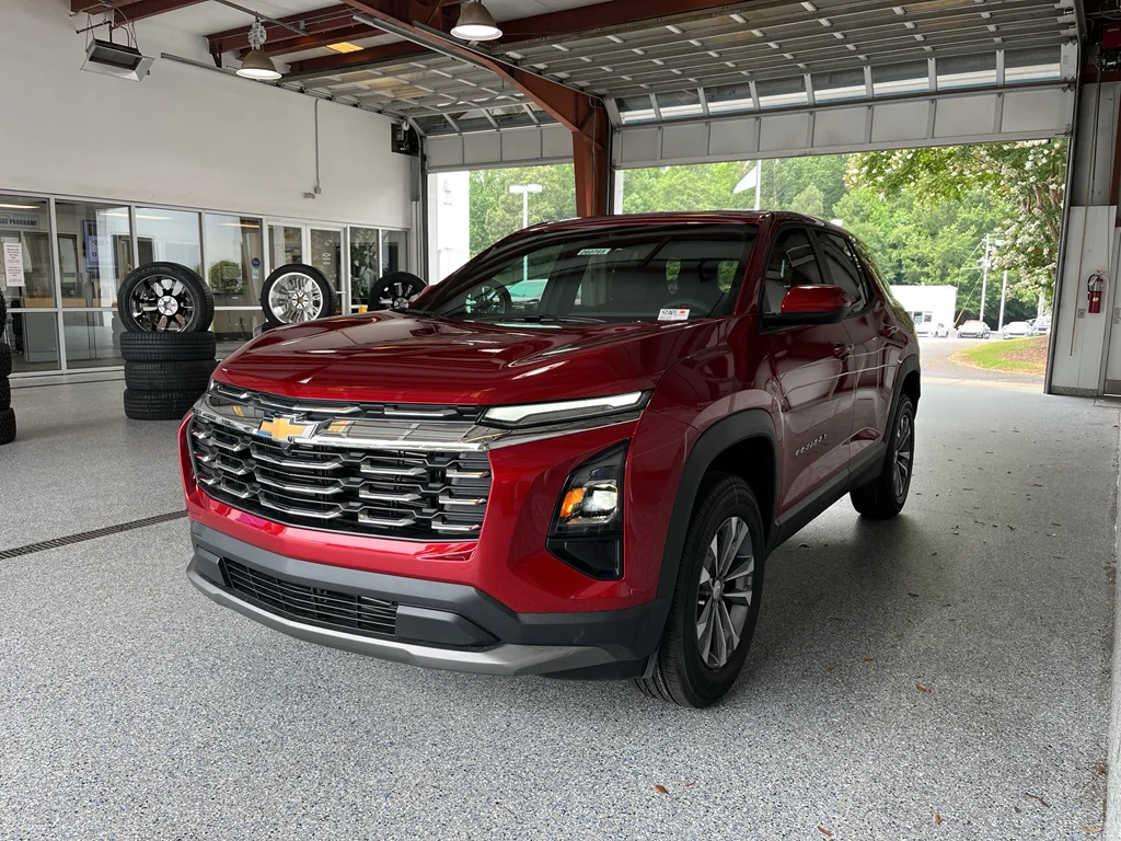 New 2026 Radiant Red Tintcoat Chevrolet LT image 4