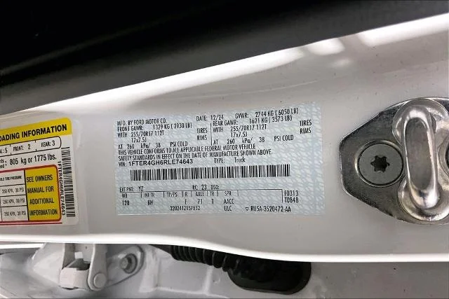 Certified Used 2024 Oxford White Ford XLT image 52