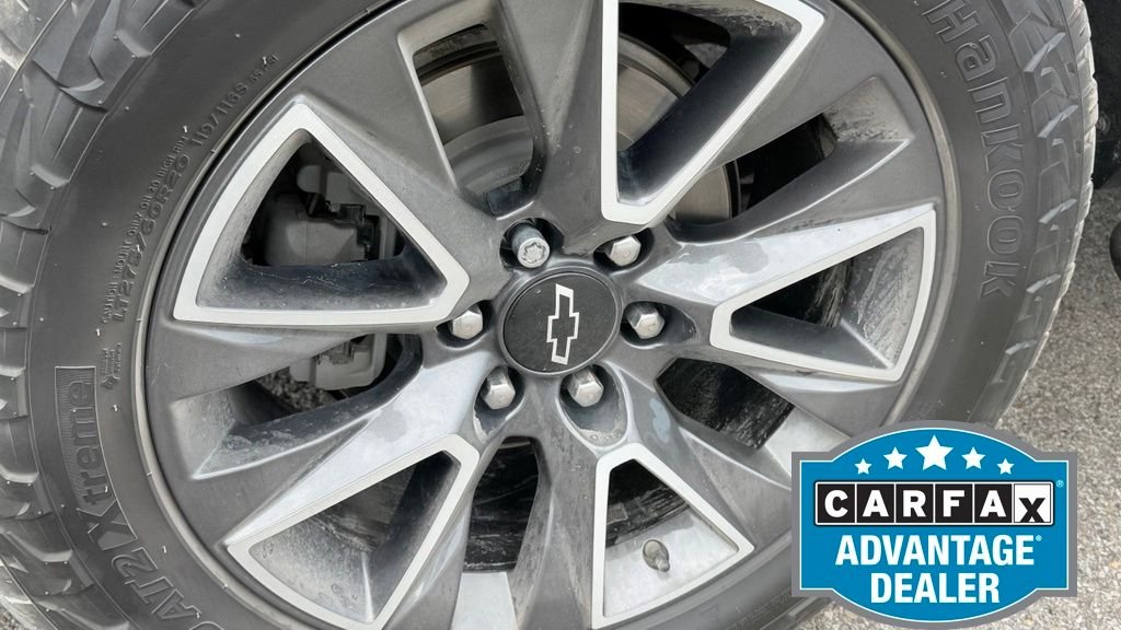 Used 2022 Black Chevrolet Z71 image 6