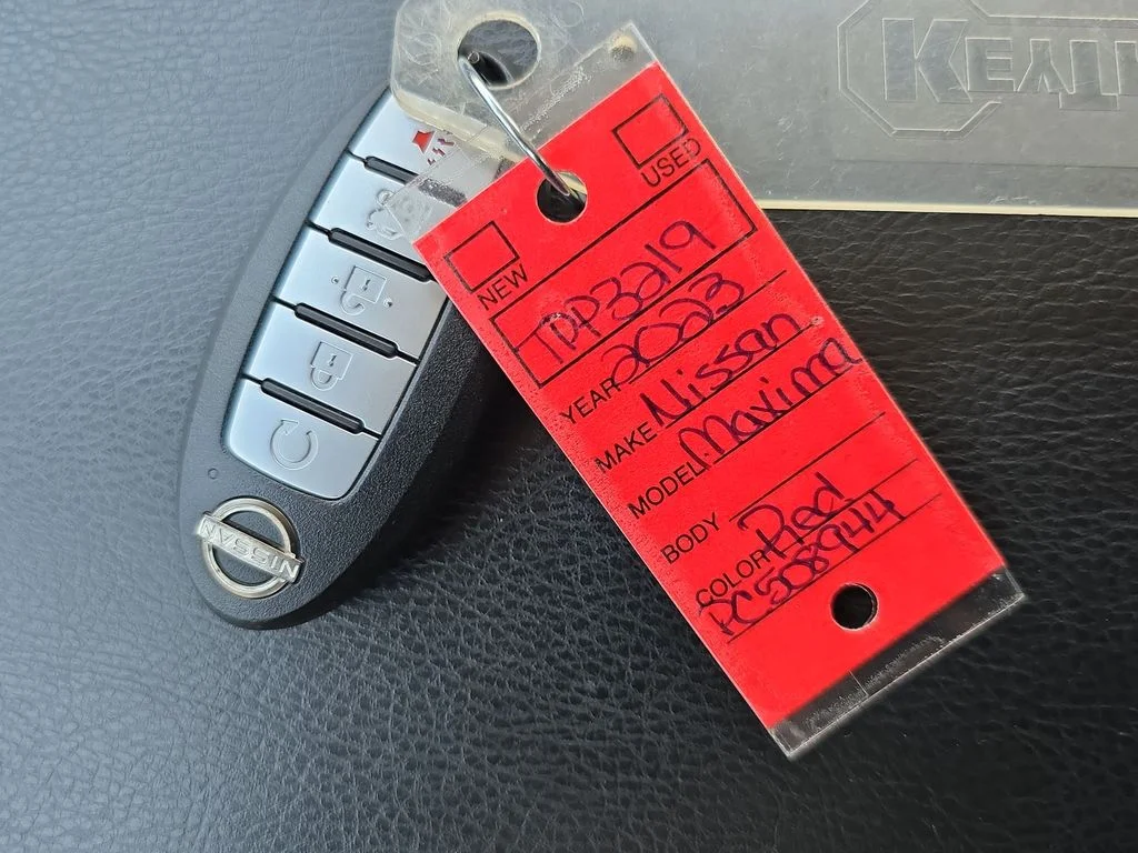 Used 2023  Nissan 3.5 SL image 17