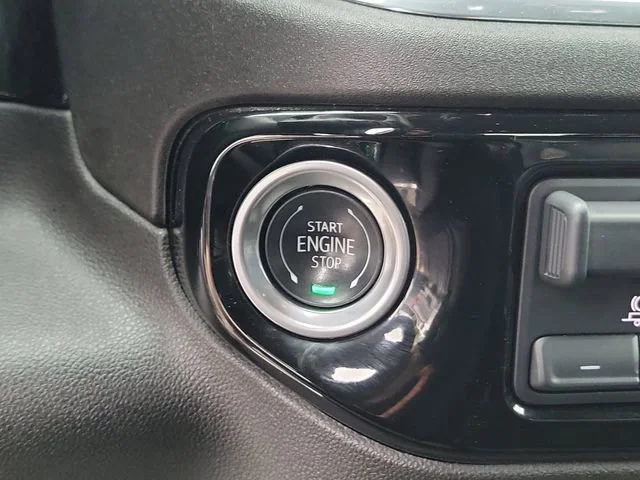 2025 Chevrolet Silverado 1500 LT - Photo 28