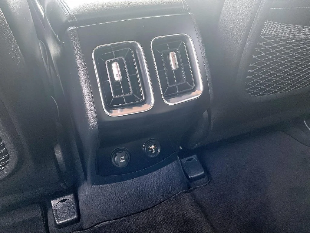 Used 2023 Black Kia X-Line EX image 35
