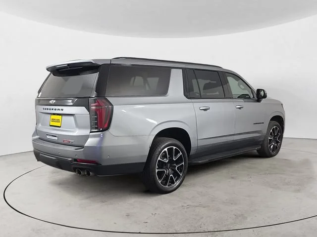 Used 2025 Sterling Gray Metallic Chevrolet RST image 5
