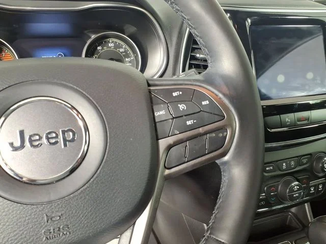 Used 2020 Red Jeep Limited image 18
