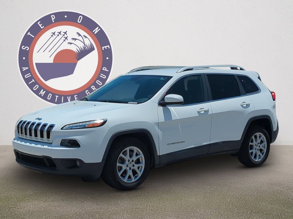Used 2017 Jeep Cherokee Latitude with VIN 1C4PJLCBXHW573426 for sale in Fort Walton Beach, FL