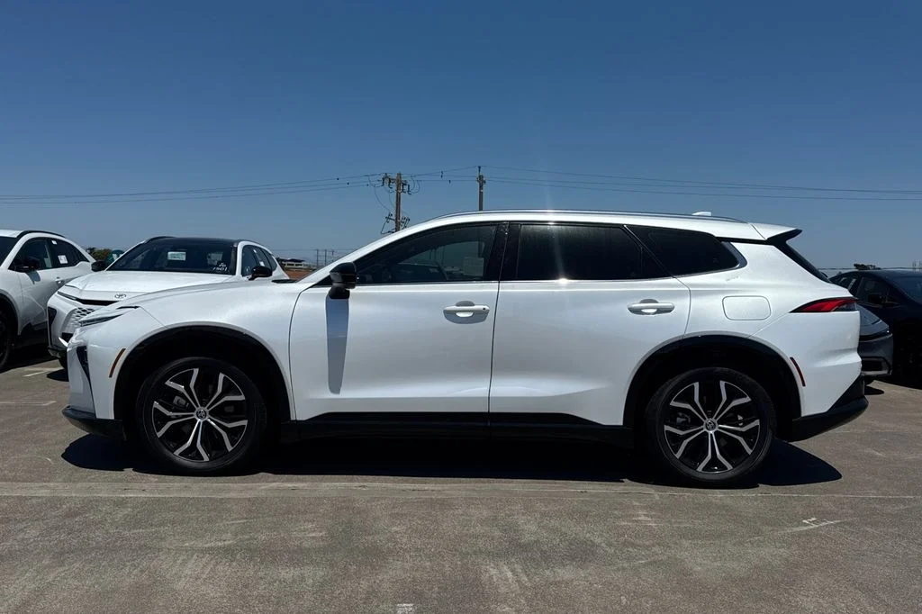 Used 2025 White Toyota Limited image 7