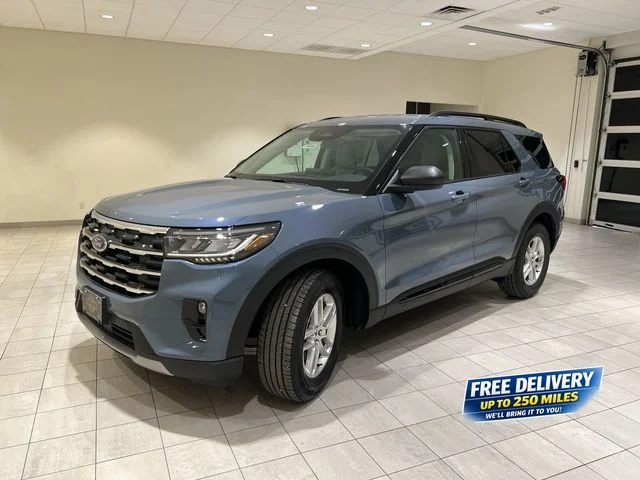New 2026 Vapor Blue Metallic Ford Active image 32