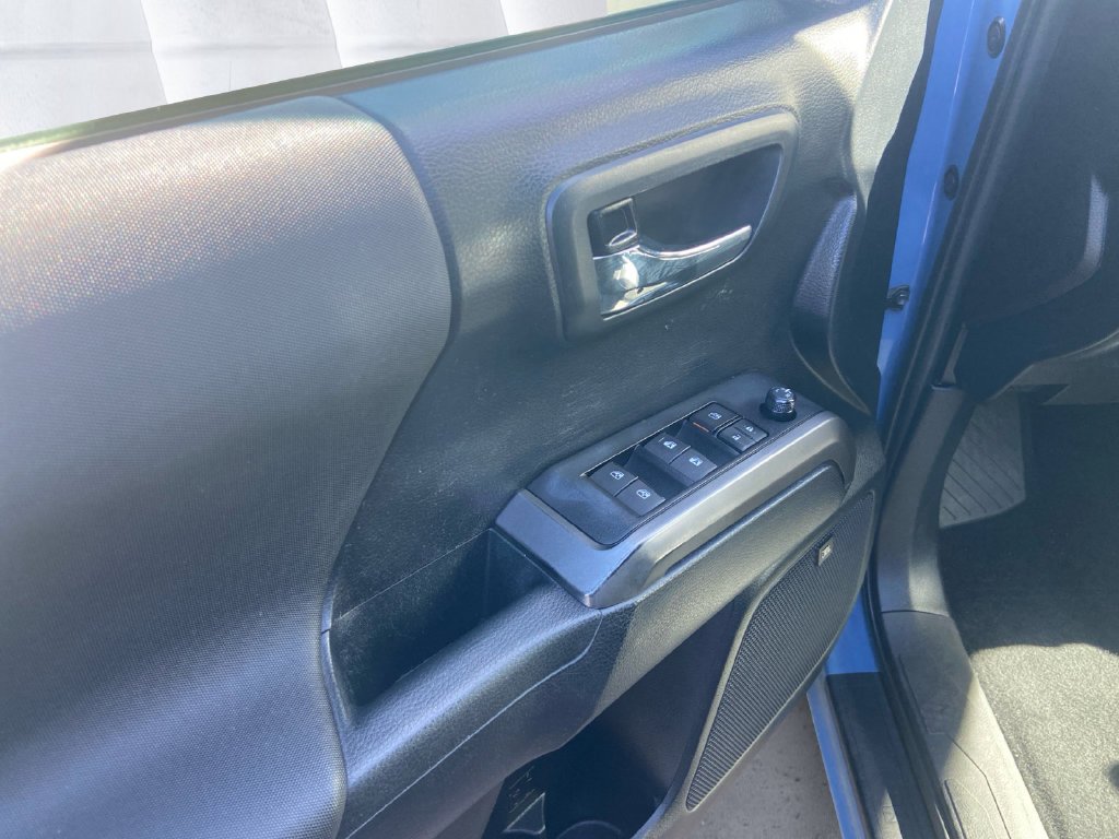 Used 2019 Blue Toyota TRD Off-Road image 10