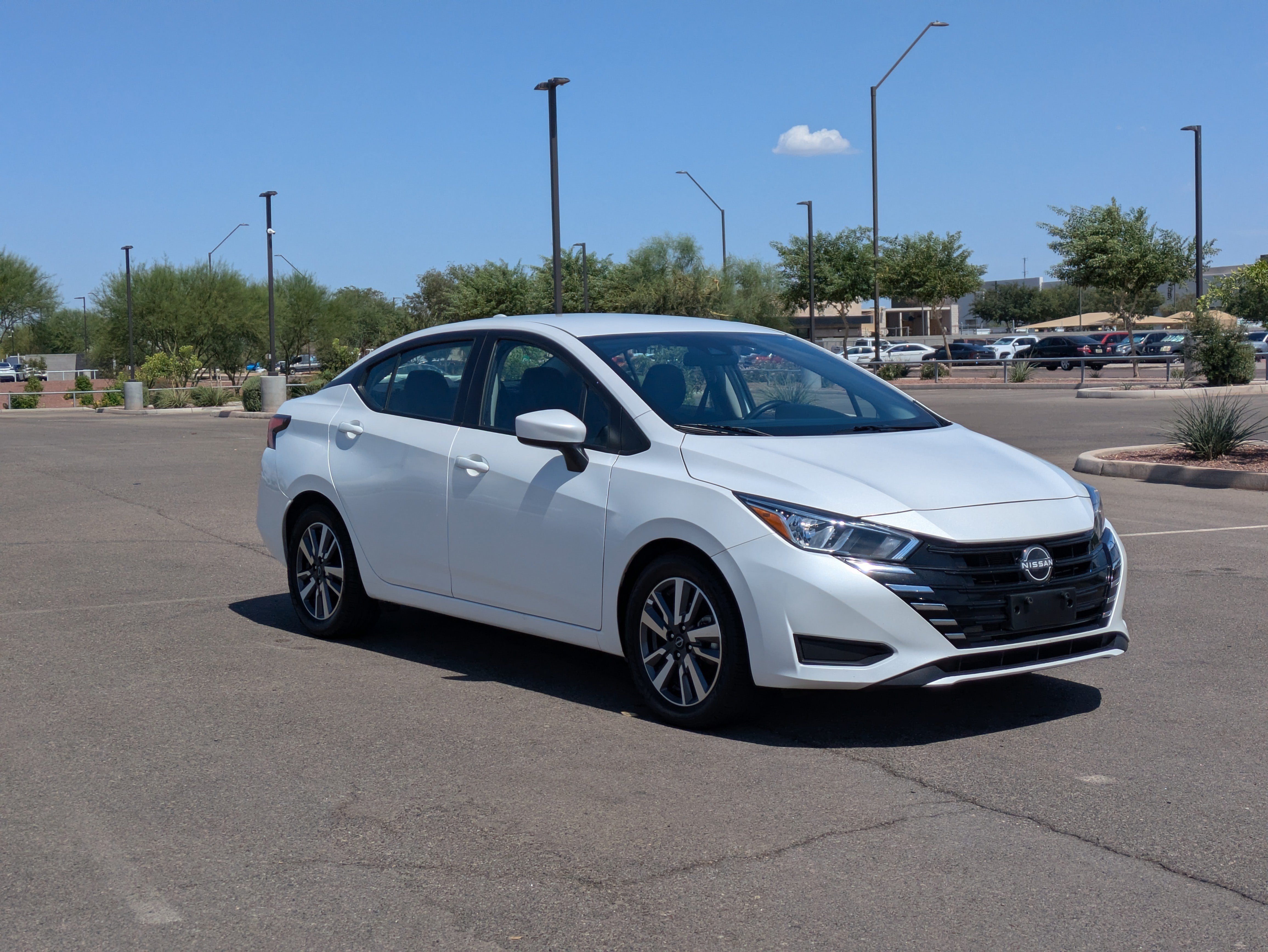 Used 2024 Aspen White Tricoat Nissan SV image 7