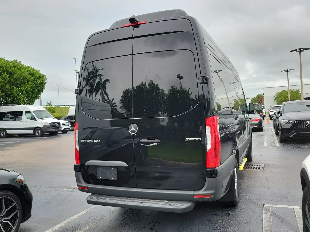 New 2026 Black Mercedes-Benz Passenger 170 WB image 4