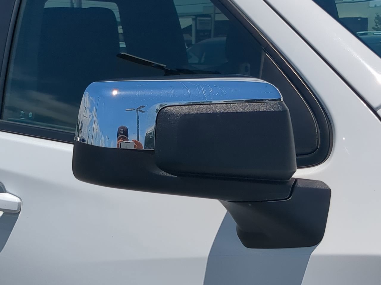 Used 2025 Summit White Chevrolet LT image 11