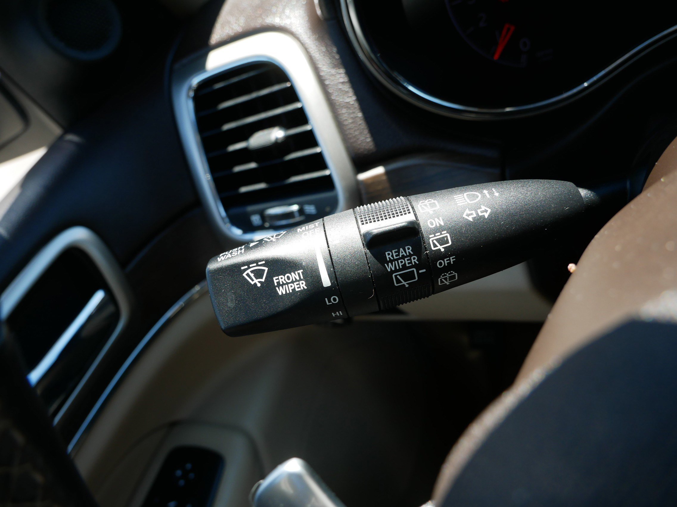 2014 Jeep Grand Cherokee Overland - Photo 30
