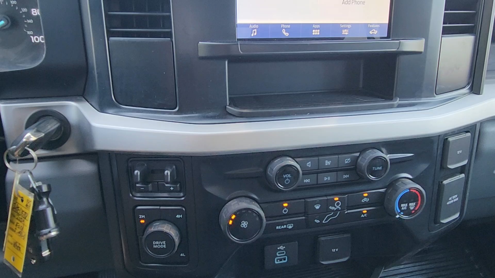 Used 2024 Oxford White Ford XL image 22