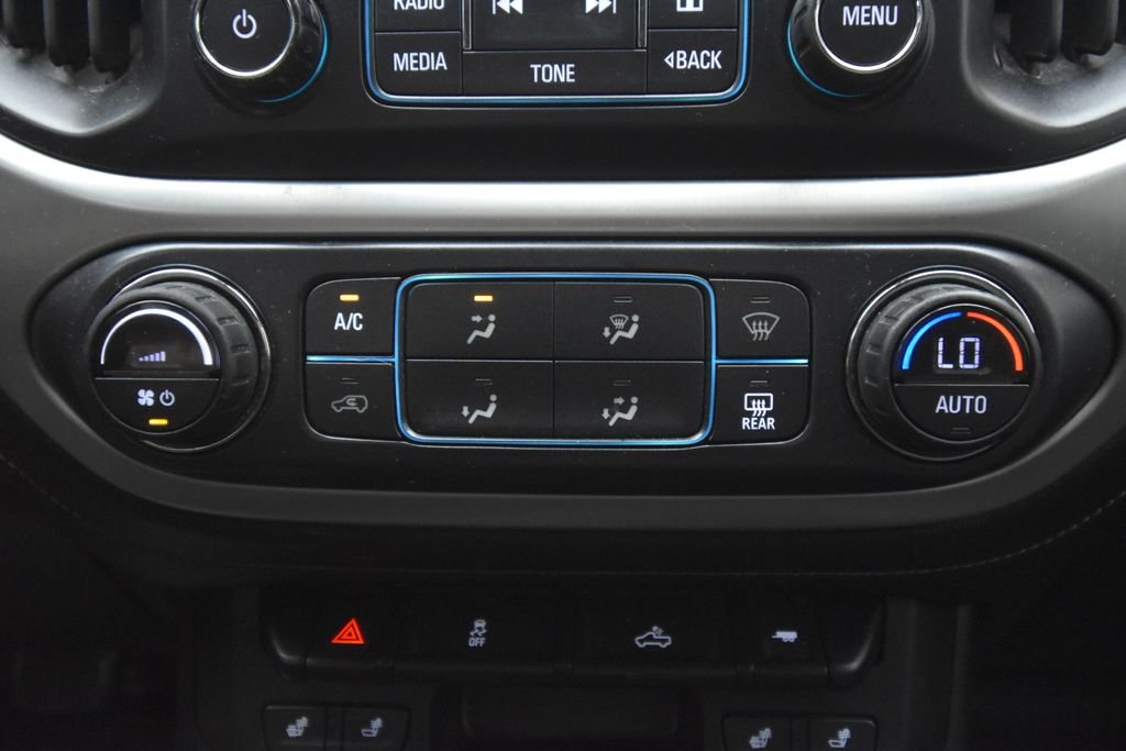 Used 2018 Gray GMC SLT image 26