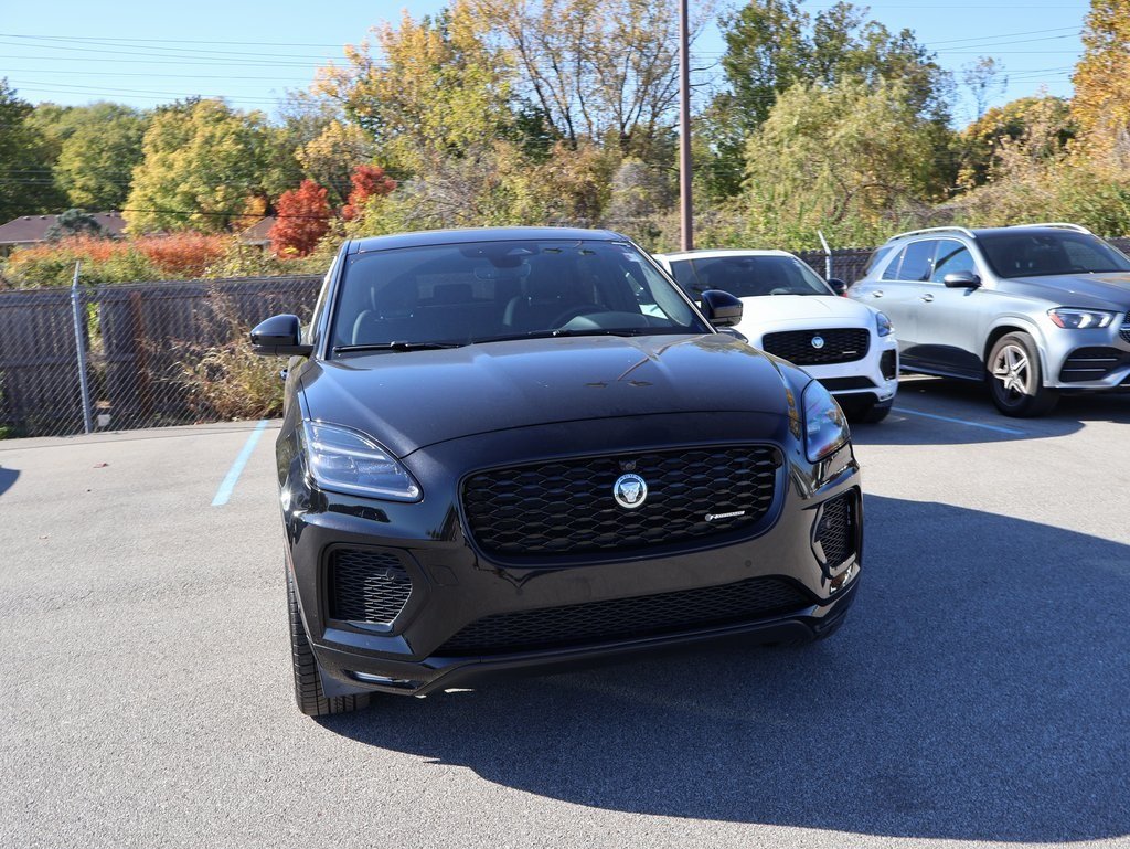 2024 Jaguar E-PACE R-Dynamic SE photo 4