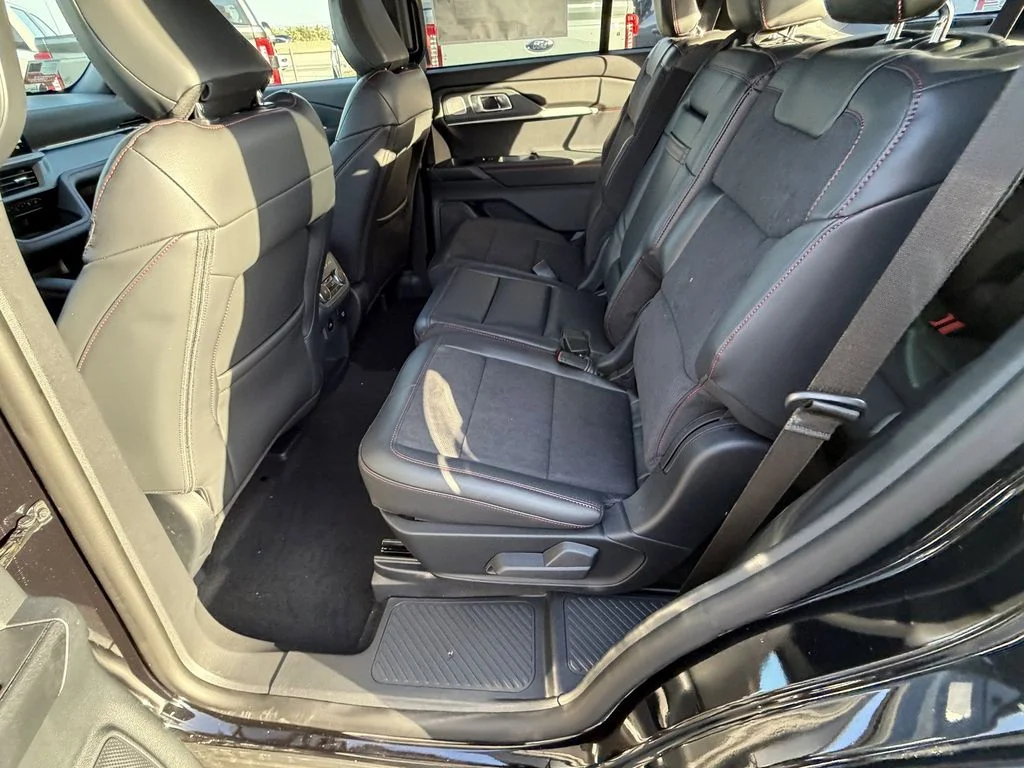 New 2026 Agate Black Metallic Ford ST image 23