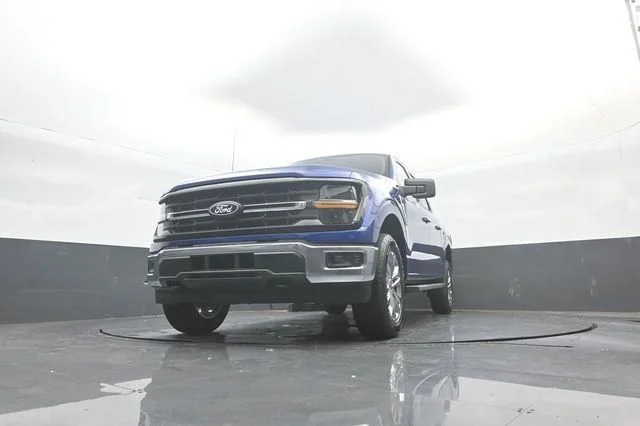 New 2026 Blue Ford XLT image 36