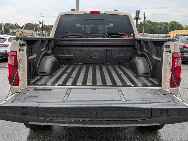 New 2026 Agate Black Metallic Ford XLT image 13