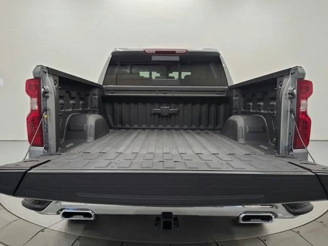 New 2026 Sterling Gray Metallic Chevrolet LT image 37