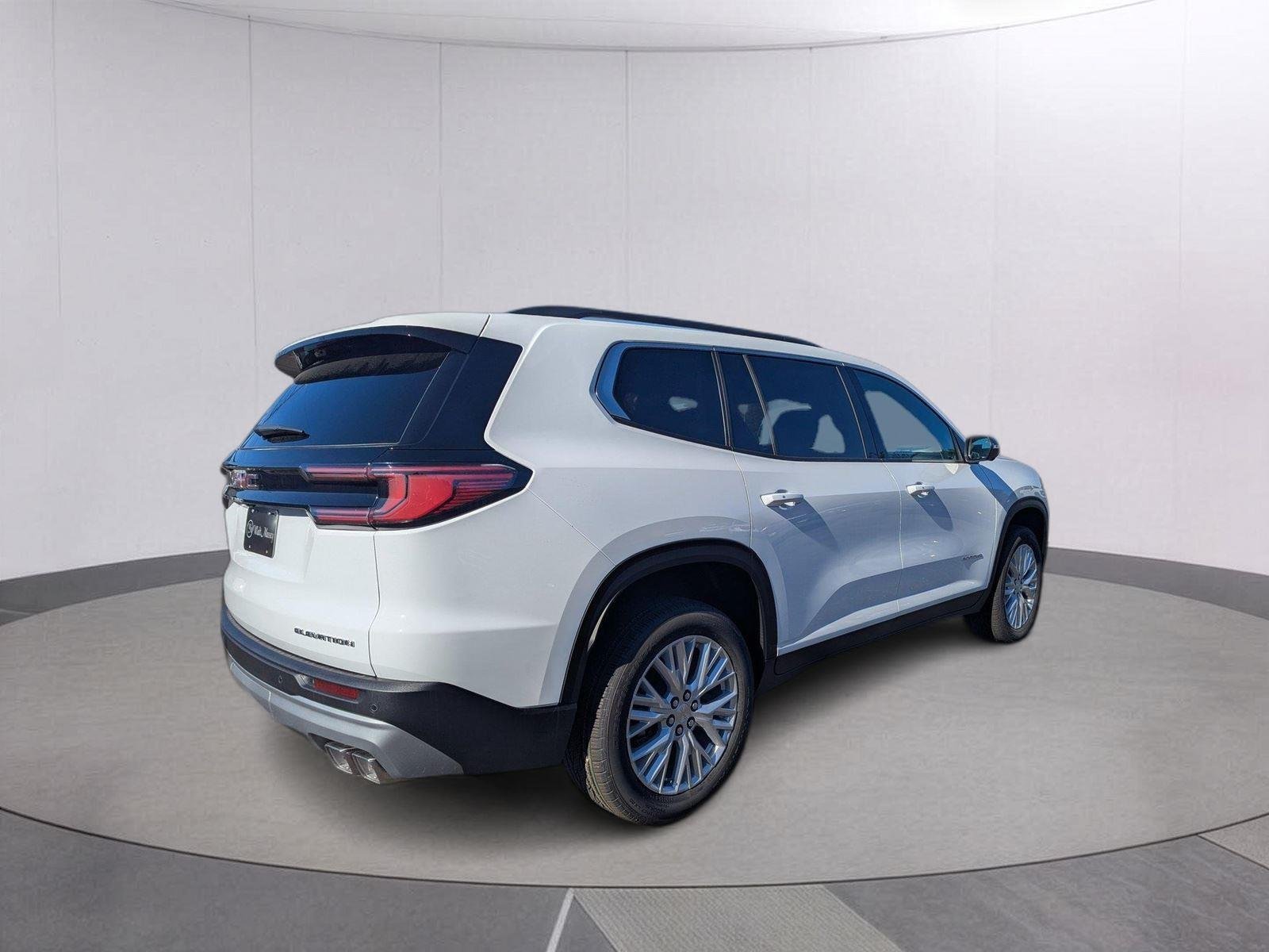 New 2026 Summit White GMC Elevation image 3