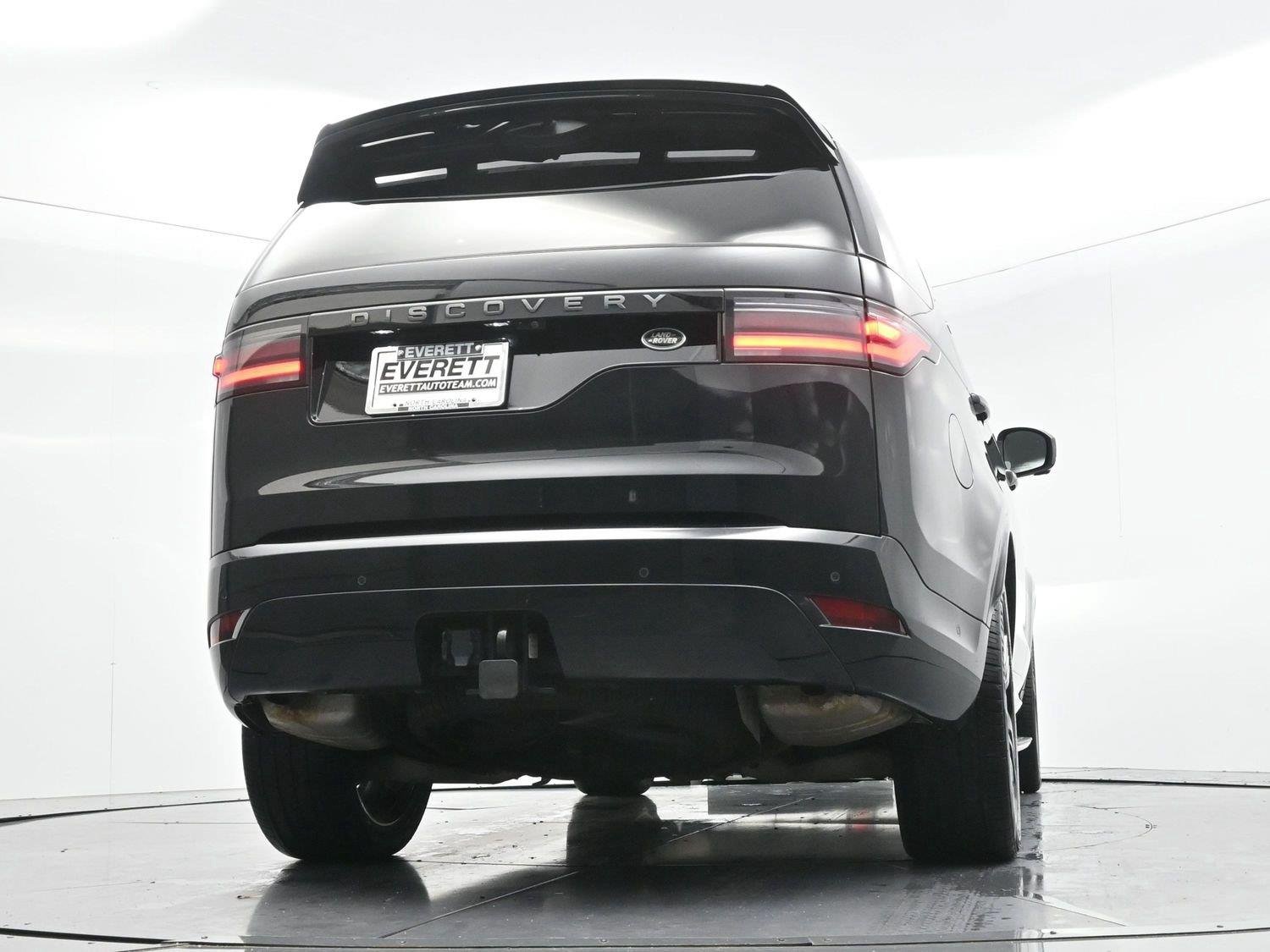 Used 2023 Black Land Rover S R-Dynamic image 58