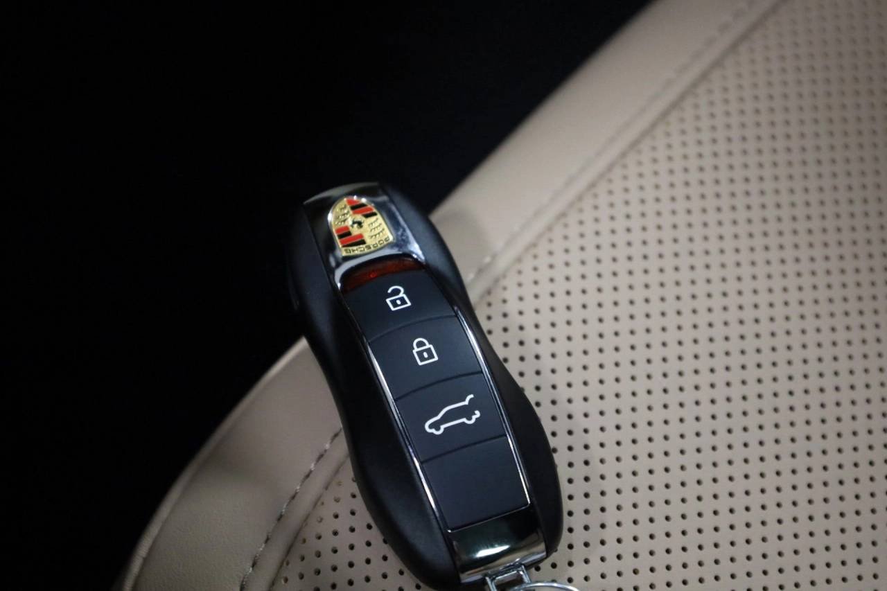 New 2026 Chalk Porsche S image 44