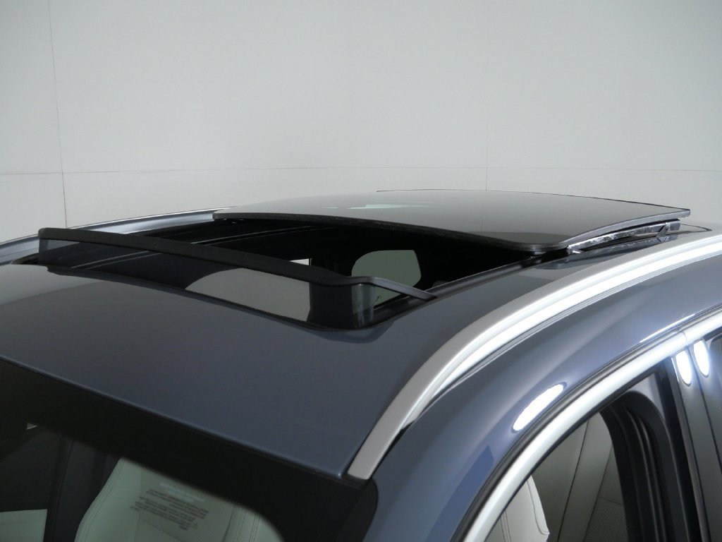 New 2027 Storm Bay Metallic BMW xDrive28i image 17