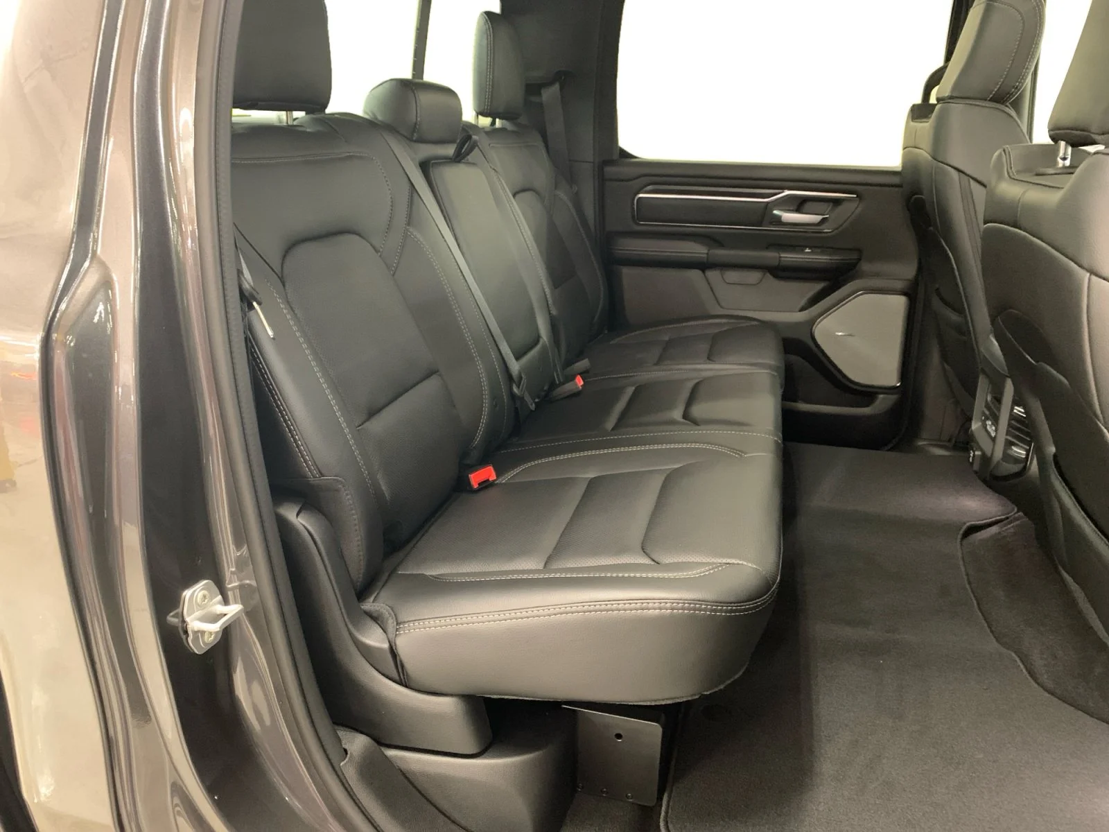 New 2026 Granite Crystal Metallic Ram Sport image 18