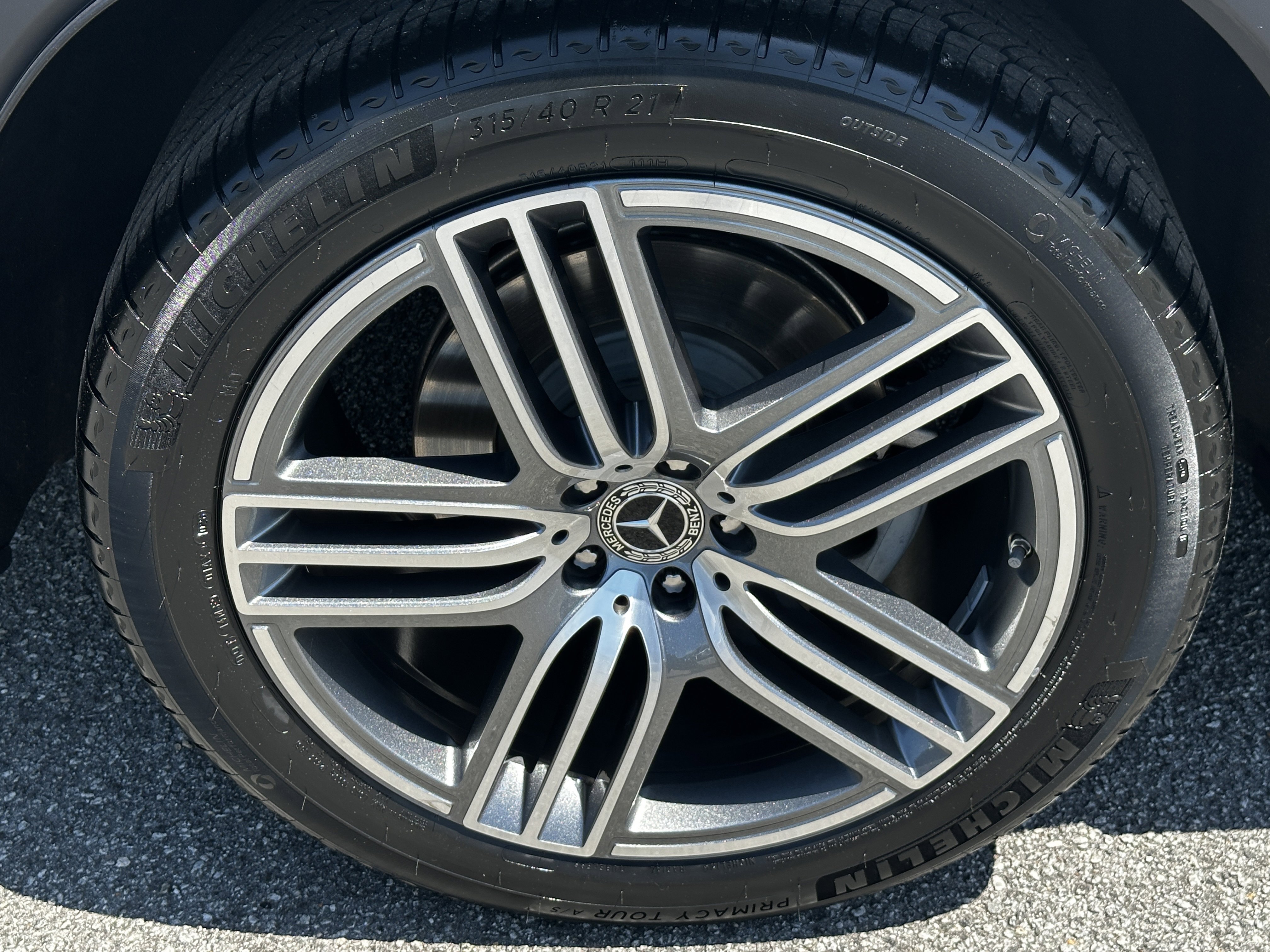 Certified Used 2025 Silver Mercedes-Benz GLS 450 image 21